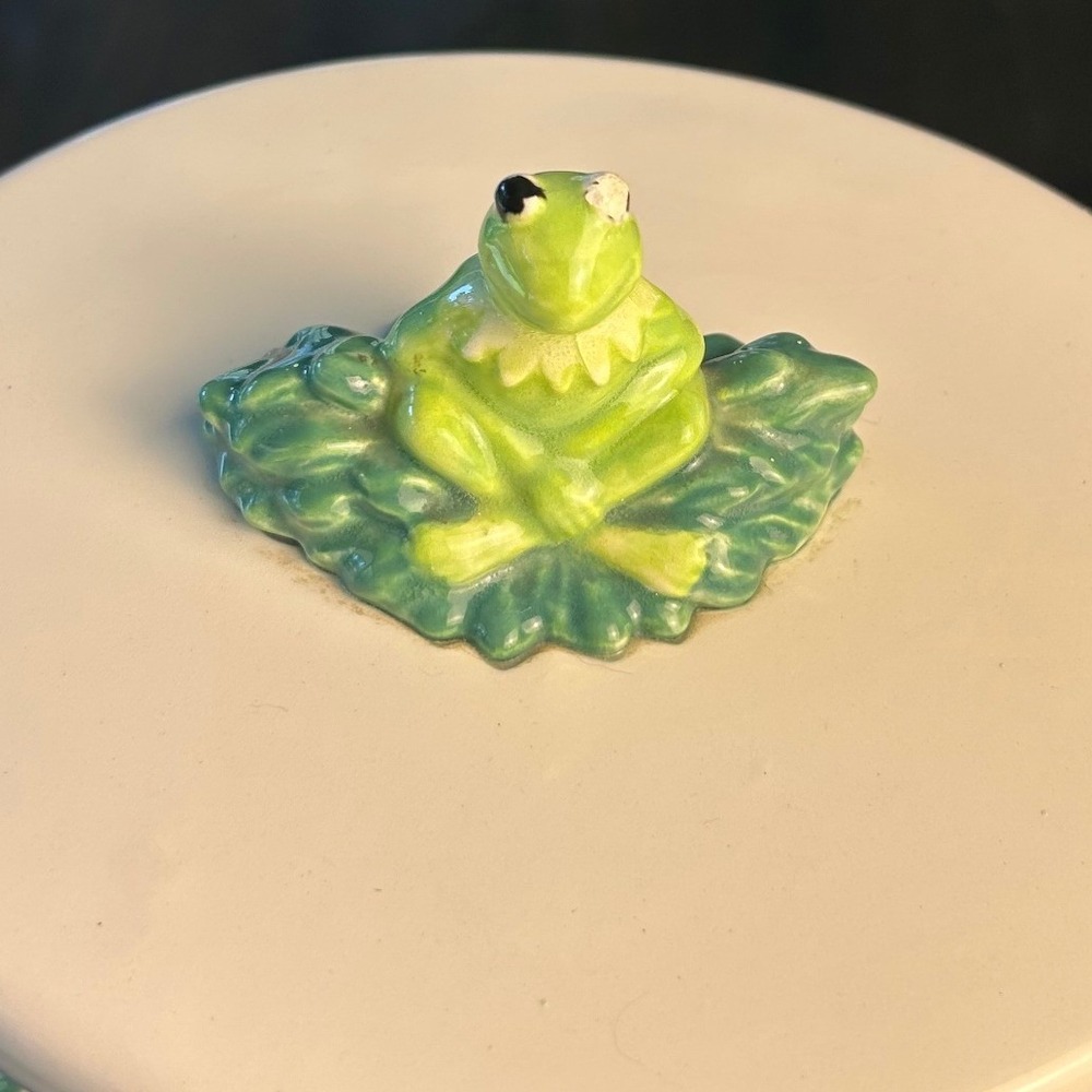 Vintage Treasure Craft Miss Piggy Cookie Jar Muppets Kermit Lid Rare Retro 90s - Picture 10 of 11